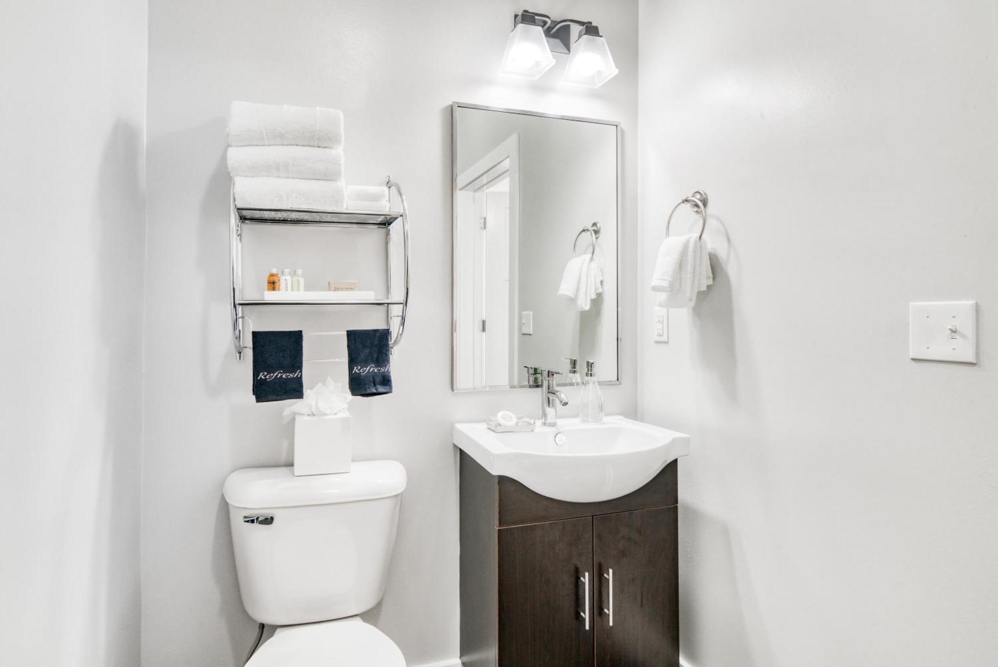 Cozysuites Music Row Bold 1Br W Free Parking NashvilleNashville  Kültér fotó