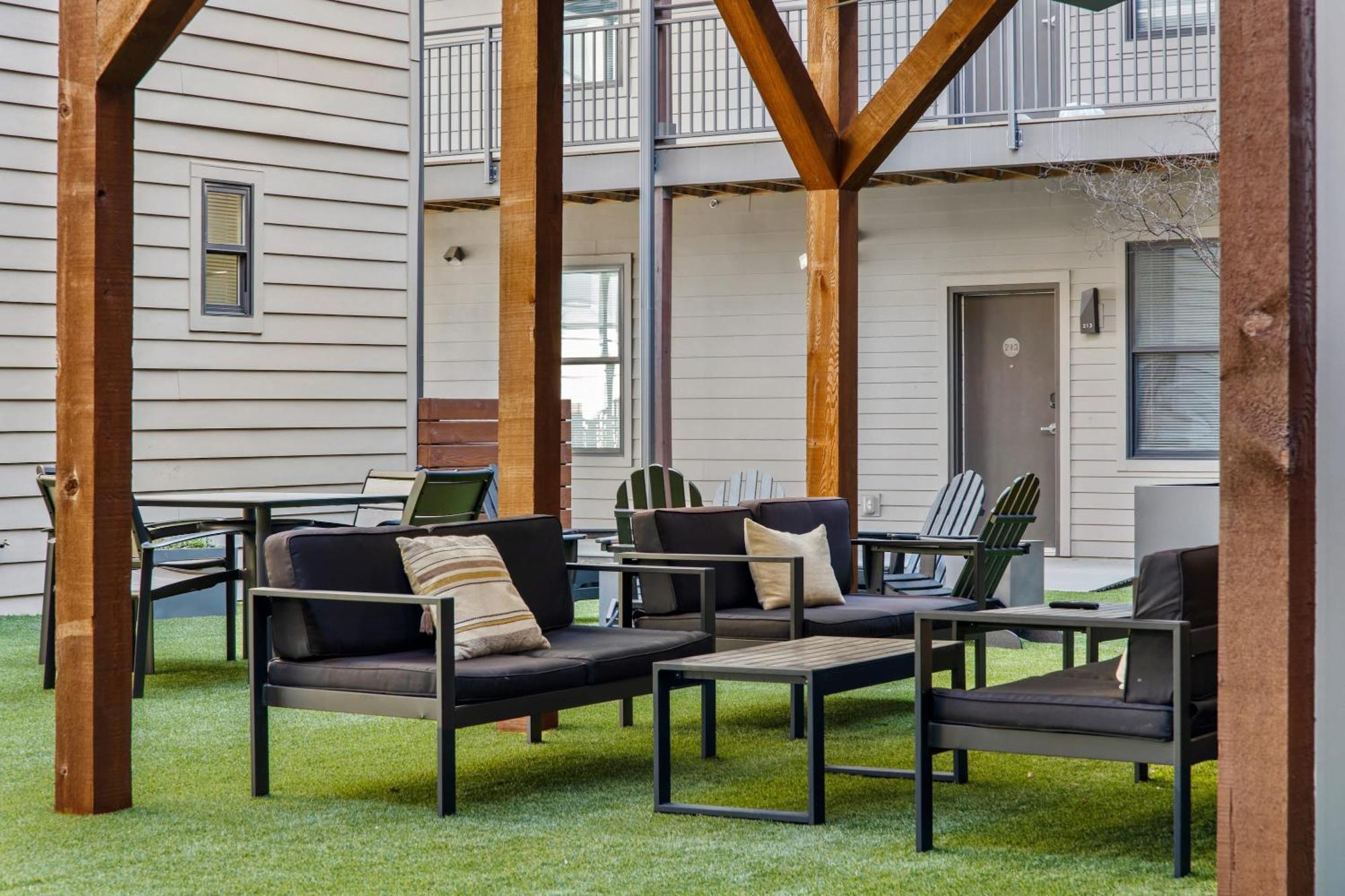 Cozysuites Music Row Bold 1Br W Free Parking NashvilleNashville  Kültér fotó